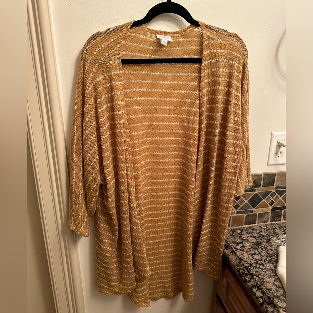 Lularoe shawl